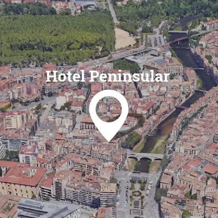 Peninsular Hotel 3*