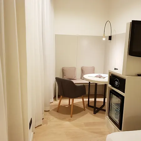 Peninsular Hotel Girona