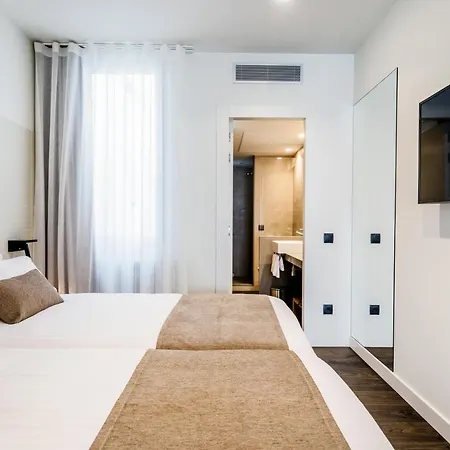 Peninsular Otel