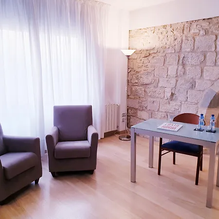 Peninsular 3* Girona