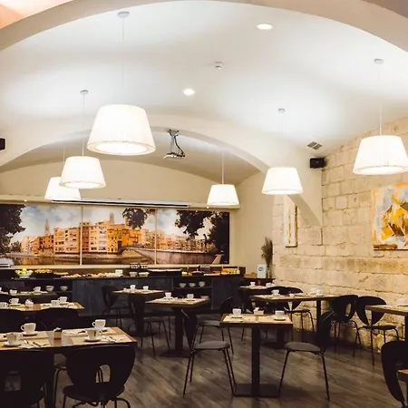 Peninsular Hotel Girona