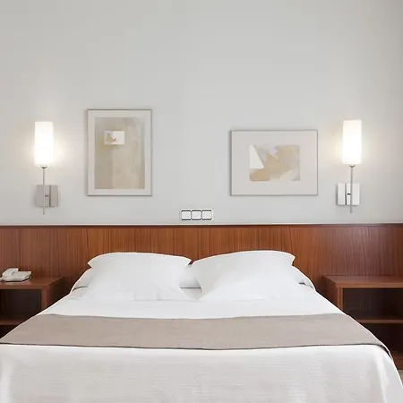 Peninsular 3* Girona