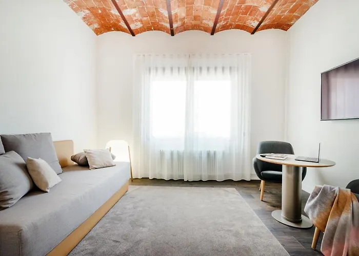 Peninsular 3* Girona