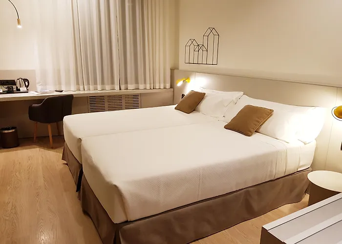 Peninsular Szálloda 3*