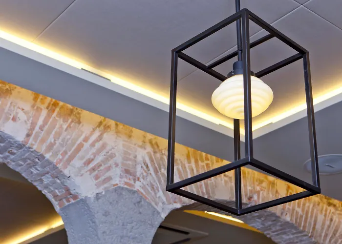 Peninsular Hotel Girona