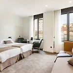 Peninsular Szálloda Girona