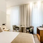 Peninsular Szálloda 3*